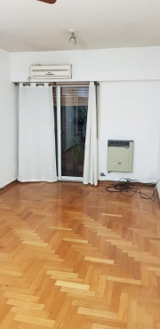 MONOAMBIENTE CON COCHERA FIJA CUBIERTA - 35 m²