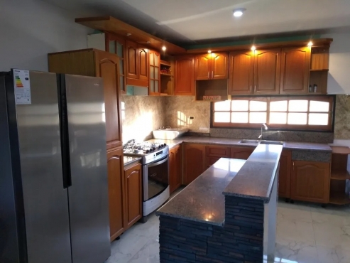  Casa Venta 5 Dormitorios Manantiales ( Dueño )