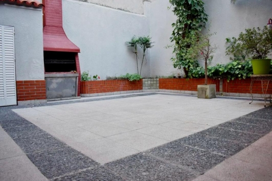 PH de 6 ambientes en Venta Pb + Patio + Terraza + 280 m²