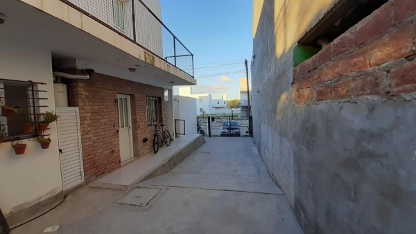 Vendo Complejo de Seis Departamentos