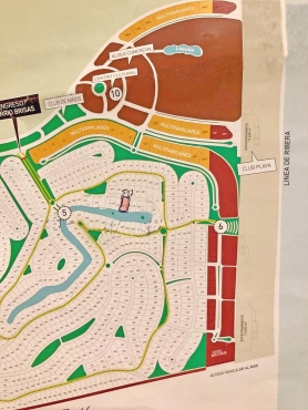 Lote en Villa Robles con Fondo Al Lago