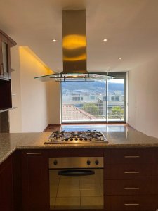 Apartamento de 1 Habitación con Balcón y Hermosa Vista.