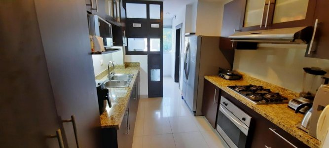 Samborondón Vendo Departamento Espectacular Vista Al Río Daule