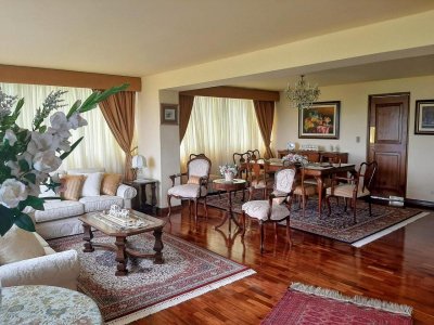 Amplio Dpto. con Vista Espectacular Al Golf