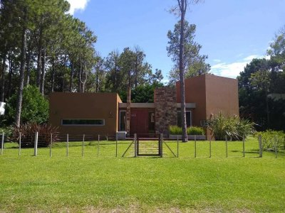 Casa En Venta Pinamar Zona Norte Frontera