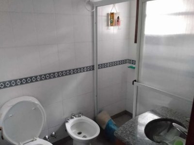 Casa 4 Ambientes A 7 Cuadras De La Playa. Se Toman Permutas