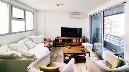 Depto 2 ambientes amplios. A estrenar