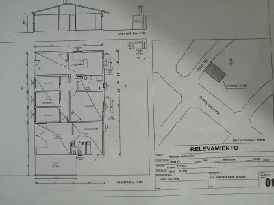 Casa 4 Dormitorios, Terreno cercado, Parrillero, Dos Garage