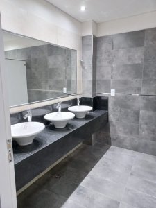 Oficina en Alquiler a estrenar, Moreno Centro, edificio coorporativo