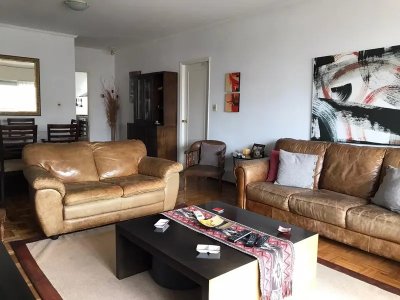Dueña Vende