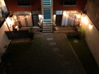 Apto 2 Dorm Pocitos Muy luminoso DUEÑO VENDE!