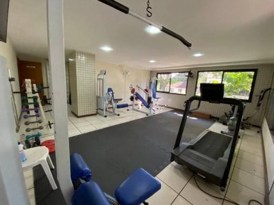 Apartamento com 4 Quartos e 3 banheiros à Venda, 107 m²