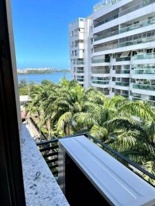 Apartamento com 3 Quartos e 2 banheiros à Venda, 90 m²