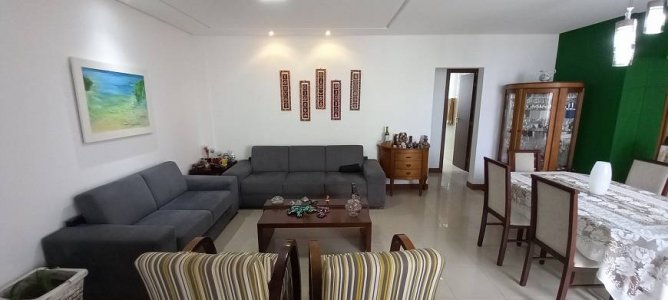 Apartamento com 3 Quartos e 3 banheiros à Venda, 156 m²