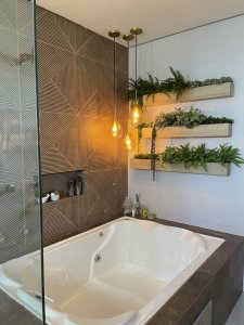 Apartamento com 4 Quartos e 5 banheiros à Venda, 250 m²