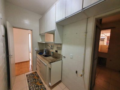 Apartamento com 3 Quartos e 2 banheiros à Venda, 65 m²