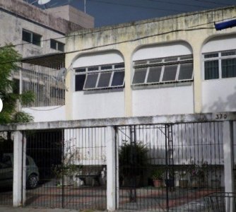 Apartamento com 4 Quartos e 2 banheiros à Venda, 148 m²