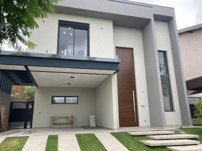 Casa de Condomínio com 3 Quartos e 1 banheiro à Venda, 250 m²
