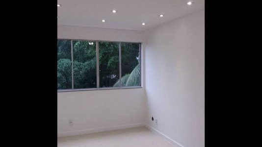 Apartamento com 2 Quartos e 1 banheiro à Venda, 48 m²