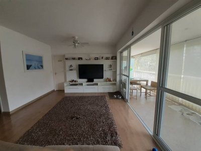 Apartamento com 3 Quartos e 4 banheiros à Venda, 110 m²
