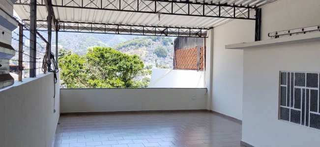 Casa com 4 Quartos e 5 banheiros à Venda, 306 m²