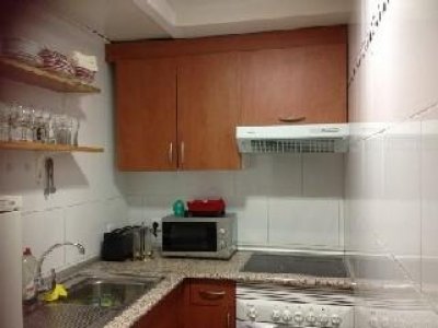 Alquilo un apartamento muy luminoso