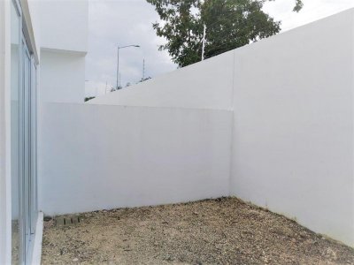 Ultima Casa en Privada Riviera. Hermosa Casa de 2 Pisos Playa del Carmen