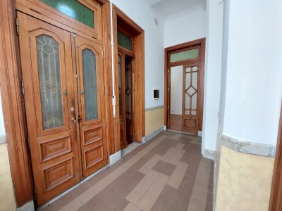 Entre Ríos 500-IMPORTANTE PROPIEDAD! Planta alta. 4 dormitorios.