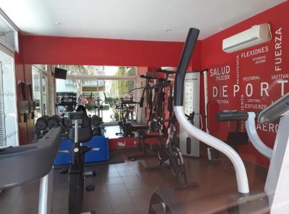 Se Alquila 2ambientes con Balcón y Amenities $70000 + Gastos
