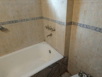 Dueño Directo Alquila,3 Ambientes. apto Profesional