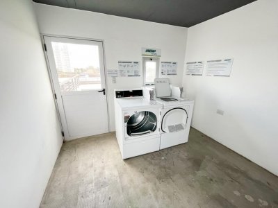 Depto 2 Amb con Balcón Aterrazado con Parrilla, Dos Cocheras Cubiertas