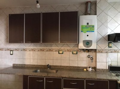 Dueño Alquila Departamento Al Frente. Todo Sol a Cuadras de Cabildo