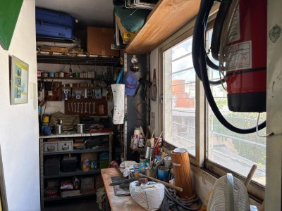 Dueño Vende: Impecable y Sólida Casa de 3 Dorm. con Cochera en Abasto