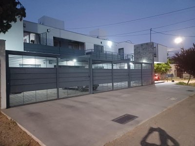 Dueño Alquila Luminoso Dpto en Carrodilla