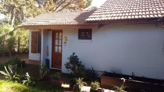 Casa + Depto en Zona Centro Ostende a 10 Cuadras de La Playa