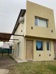 Duplex en Alquiler en El Barrio Los Arcos de Plottier